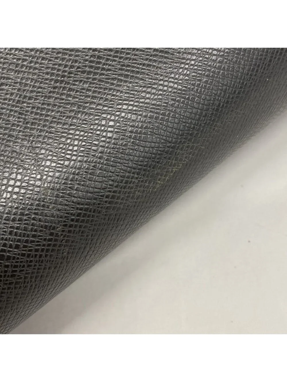 Louis Vuitton Tote Taiga Kasbek GM Ardoise